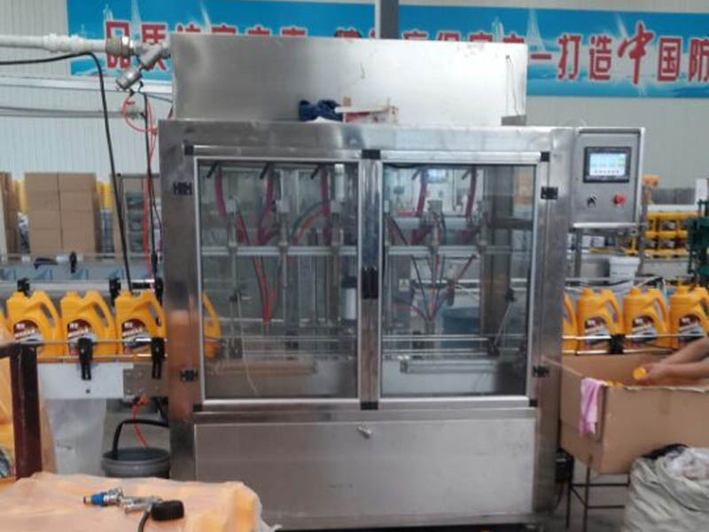 全自動洗潔精灌裝機