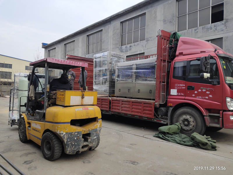 油類灌裝機生產線