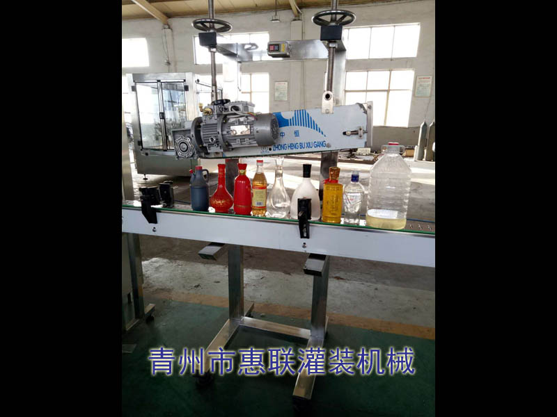 各種瓶子食用油灌裝封蓋機(jī)