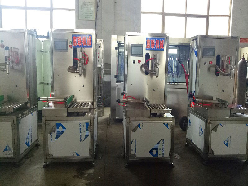 大桶裝稱重式油類灌裝機